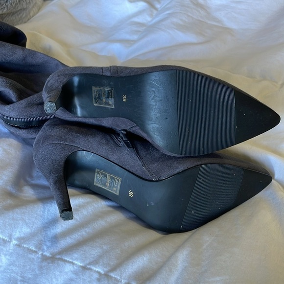 Le Chateau Gray Faux Suede Over the Knee Boots with Stiletto Heel Size 38 - Picture 9 of 16